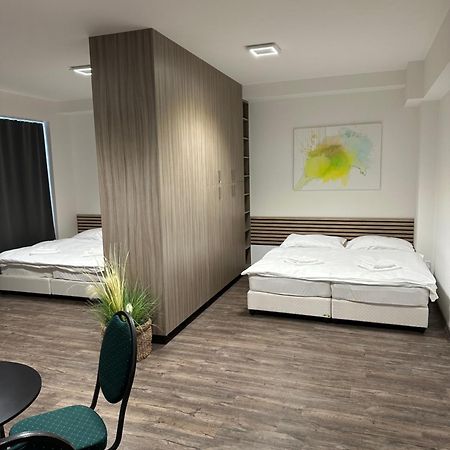 111Apartments 科希策 外观 照片
