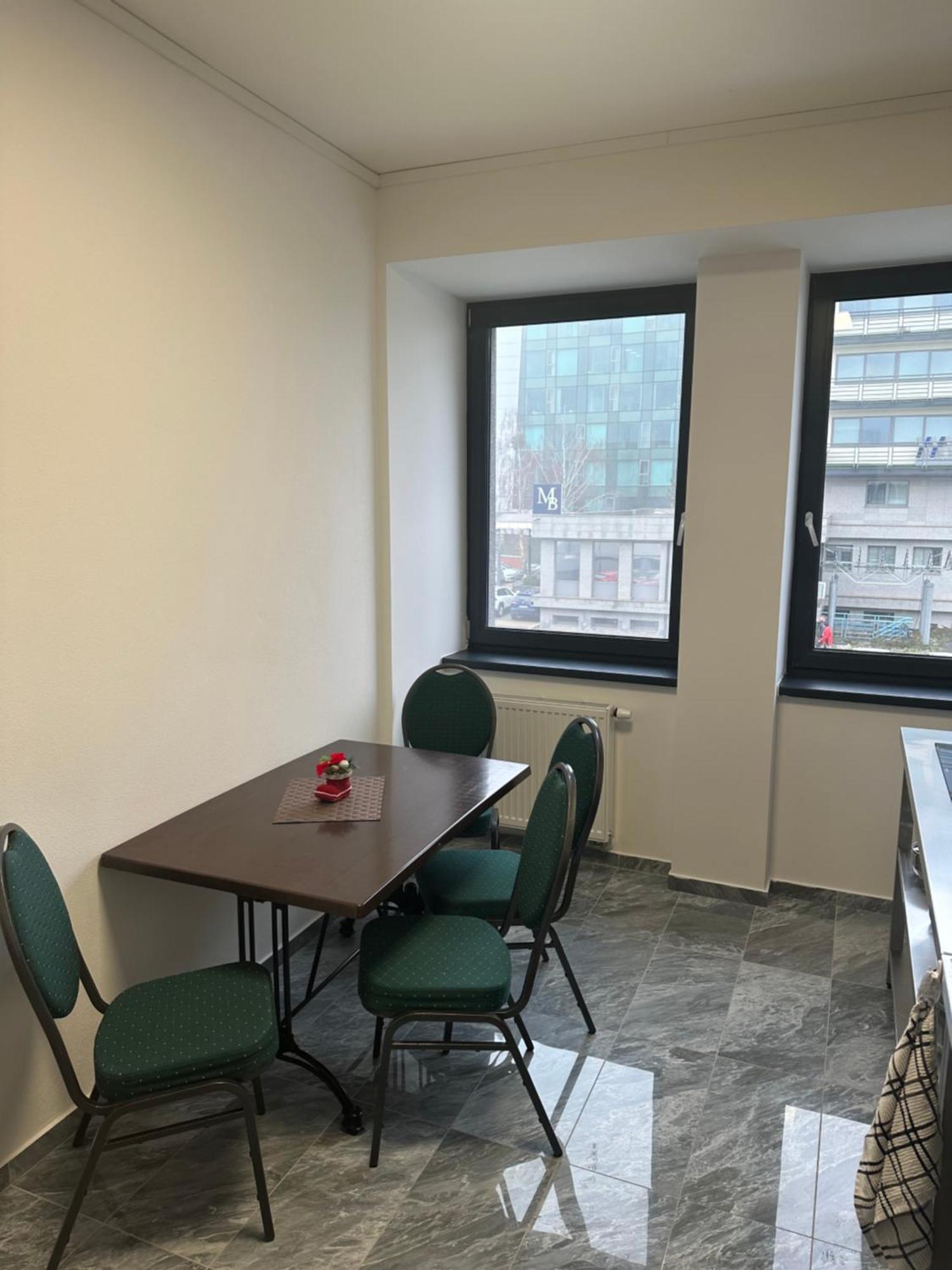 111Apartments 科希策 外观 照片